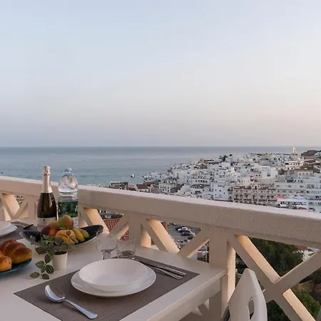 Corte-real Ocean View *